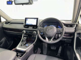 運転席まわりです。 各操作スイッチは使いやすい位置に配置されてます。