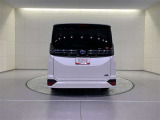 60項目5000部品が対象のトヨタディーラー保証だからこその安心。1年間走行距離無制限のロングラン保証付き!