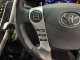 【ステアリングスイッチ】運転中に視線を前に向けたまま操作できます。