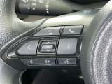 ステアリングスイッチ装備!運転しながら手元でオーディオの操作などができます。