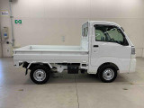 軽自動車、小型車を中心に常時300台展示車を御用意させて頂いております