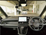 見通しのよいすっきりとした視界で、誰でも運転しやすいです。運転のしやすさは疲れにくさにも繋がりますよ♪