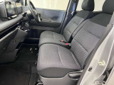 【車内ルームクリーニング済】専門スタッフにより車内はきれいにルームクリーニングを行っております。