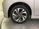 機敏さを引き立てる純正アルミ 165/65 R15 装着!