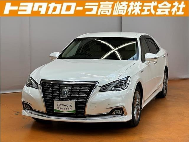 クラウン ハイブリッド 2.5 ロイヤルサルーン