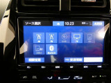 【オーディオ選択画面】AM/FMの切替や、交通情報もこちらの画面から選択できます。
