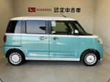 車両右側面からの写真になり。車をご覧になりたい時はお気軽に最寄りの店舗へご相談下さい。