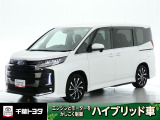 厳選されたトヨタ認定中古車のノアHEVです。環境にやさしく燃費性能も良いハイブリット車です。静かな走りによる快適な静粛性の室内を実感できます。