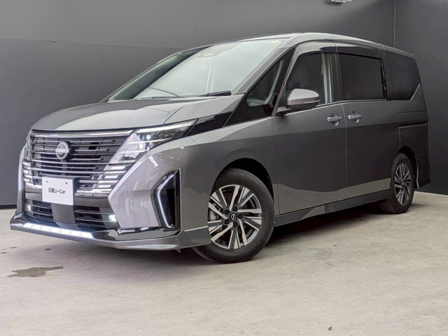 セレナ 1.4 e-POWER ハイウェイスターV 