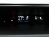 展示車は全てトヨタの車を知り尽くしたエキスパートが基本性能に関わる機能や状態を徹底的にチェックしています。消耗部品の事前交換など法定12ヶ月点検相当の点検・整備を必ず実施しています。