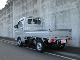 遠方にお住いの方でも安心です。全国へ登録納車可能です。北海道から沖縄まで全国各地の納車実績多数あります。実車を確認できない方へも詳細な車両情報を電話やメールでお伝えします。
