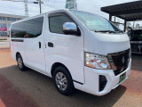 ご納車時には再度洗車・室内清掃を行い展示中についてしまった汚れも落として気持ち良くお乗りいただける状態にして納めさせていただきます!