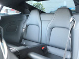 新車登録時からの36ヶ月間以内のメルセデスケア(メーカー保証)につきましては名義変更後に継承手続きいたします。故障の修理、メンテナンスサービスを新所有者の方が全国の正規販売店にてサービスを受けられます。