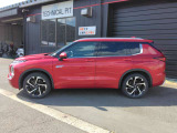 アウトランダー PHEV 2.4 P 4WD 