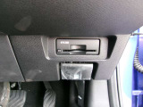 ETC車載器が付いています。ここも、あそこも、、最近はスマートインターチェンジも増えてきましたよね!最初から付いているので、お買い得^^