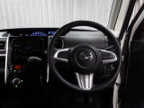 運転席に座ると☆こんな感じです♪