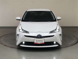 シャープな形状で精悍な表情を際立たせる、Bi-Beam(バイ-ビーム)LEDヘッドランプ!ツーリングセレクションはLEDアクセサリーランプを標準装備!