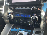 オートエアコン★温度を設定すれば車内を快適な温度に保ってくれます♪