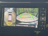 【パノラマモニター】専用のカメラにより、上から見下ろしたような視点で360度クルマの周囲を確認することができます☆死角部分も確認しやすく、狭い場所での切り返しや駐車もスムーズに行えます。