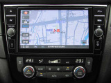 純正メモリーナビ(MM520D-L) CD・DVD・ブルーレイ再生  CD録音可 フルセグTV USB接続端子 Bluetooth対応★携帯電話にダウンロードした音楽が車内でも楽しめます。ハンズフリー通話も可能です!