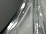 右側のヘッドライトレンズ表面に剥がれがありますので、御来店時にご確認ください。