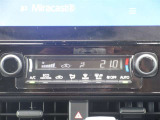 オートエアコンで簡単に車内の温度調節ができます!