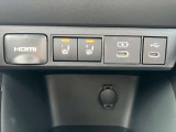 運転席と助手席にはシートヒーター機能付き!直ぐに暖かくなる為、真冬の寒い朝一には重宝される嬉しいアイテムです!