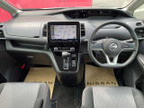 フロントガラスも大きく開放感がありますので、視界が広く運転がとてもし易いです!