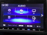 ホンダ純正ギャザズディスプレイオーディオ。フルセグTV、CD/DVD再生などご利用いただけます。