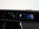 視点移動が少ないセンターメーター、ロングドライブも疲れません。