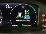 ホンダが推し進める総合先進安全装備のセンシング搭載! 衝突や斜線はみだしなどの危険が予測される時、センサーが警告。ヒューマンエラーを高度先進技術が補完してくれます。