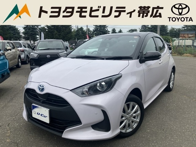ヤリス 1.5 ハイブリッド G E-Four 4WD