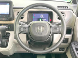 【ステアリングスイッチ】運転中、前方から目線をそらすことなく、オーディオ等の操作が可能な便利機能!安心&快適なドライブを演出してくれます♪
