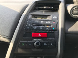 オートエアコン装着車で車内はいつも快適です!