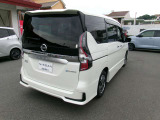 セレナ 1.2 e-POWER ハイウェイスターV 