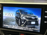 【10.5インチナビ】高級感とインパクトのある大画面ナビを装備。各種オーディオ操作はもちろん、スマホ連携もできる利便性の高いナビです♪
