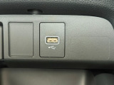 外部機器の接続ができるUSBジャックも付いております!