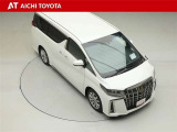 両側パワースライドドア付きだから、狭い駐車スペースなどでの乗り降りラクラク♪小さなお子さまのいるご家庭には嬉しい装備です。