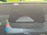 【トヨタセーフティセンス】走行中に前方の車両等を認識し、衝突しそうな時は警報とブレーキで衝突回避と被害軽減をアシスト。より安全にドライブをお楽しみいただけます。