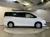 当社でご購入頂いた全ての車両はご納車前、エンジンオイル交換・ワイパーゴム・ブレーキ点検・調整・その他確認の上ご納車いたします。