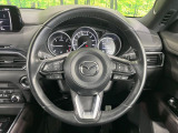 【純正革巻きステアリング】上質な革を使用することで、手にしっかり馴染みとても運転しやすいハンドルです♪