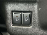運転席・助手席側シートヒーターで座席ポカポカ!