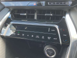 オートエアコン★温度を設定すれば車内を快適な温度に保ってくれます♪
