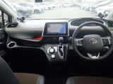 全方位で視界が広く、高い目線で運転もしやすいです!
