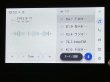 いまや必須装備「ナビゲーション」搭載!知らない場所にスイスイッとドライブ。もう、これなしではハンドルを握れませんね!でも運転中の操作は危険ですのでご注意ですね☆