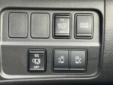 左右オートスライドドア装備。開口部も広くとってります。狭い駐車場、雨の日での乗り降りもしやすくなります。今や人気の装備の一つです!