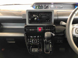 温度を設定すれば、自動で車内の温度管理をしてくれる優れものです♪ATミッションで運転楽々