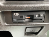 ETC車載器も装備しているので、料金所もスイスイ通過できます。 お財布をひろげる煩わしさも解消です♪