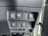 運転席回りのスイッチ類です。