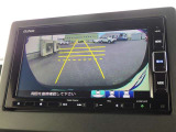 バックモニターが付いているため、車庫入れも安心です!